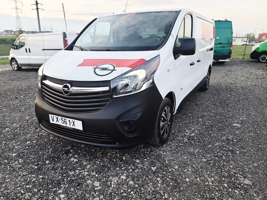 Opel Vivaro 2016